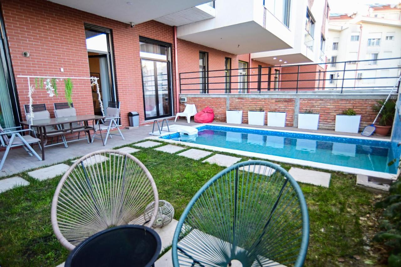Stylish Two Bedroom House With Private Pool Tiranë Luaran gambar